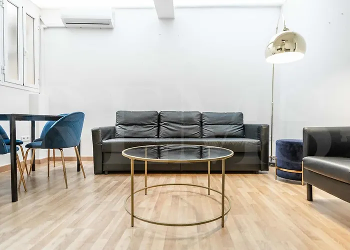 Large Apartment in the heart of Málaga