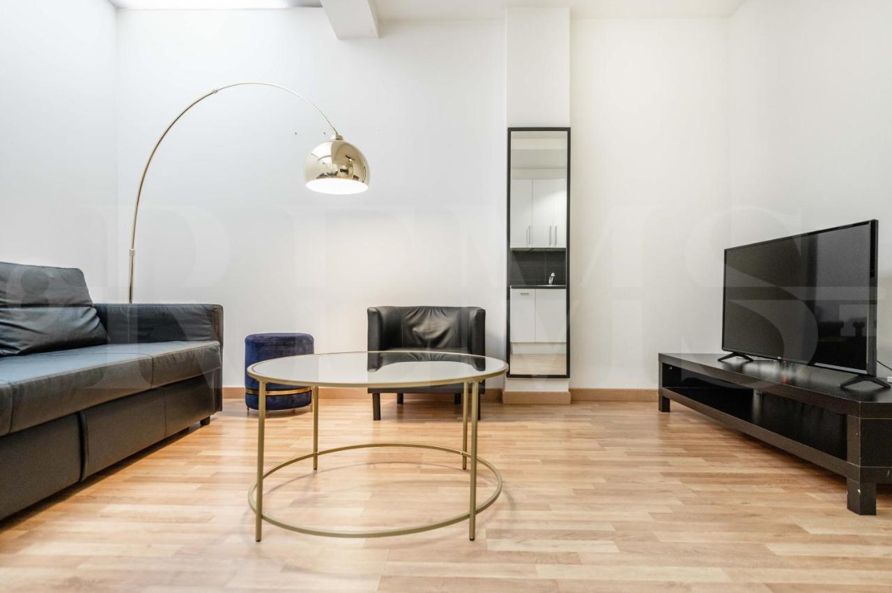 Modern Gem In Heart Of Malaga, Near Sights Rems Apartament